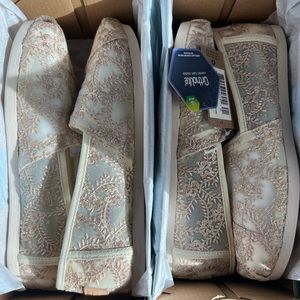 TOMs Alpargata Lace Size 8